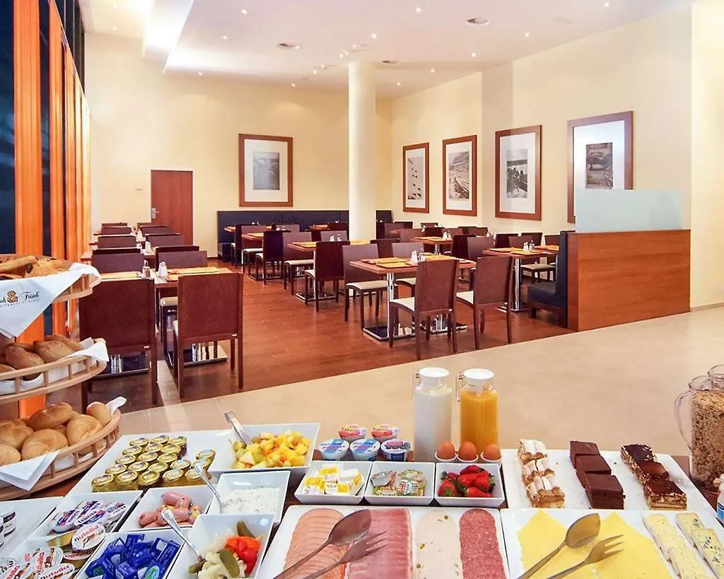 Leonardo Hotel Salzburg Airport Wals-Siezenheim