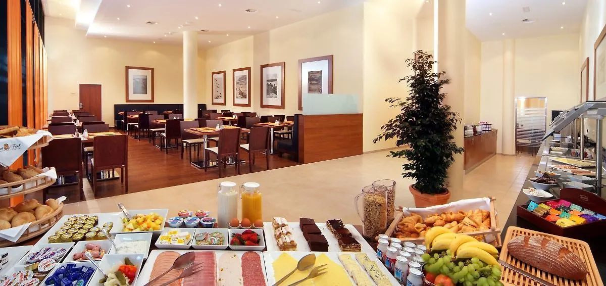 Leonardo Hotel Salzburg Airport Wals-Siezenheim