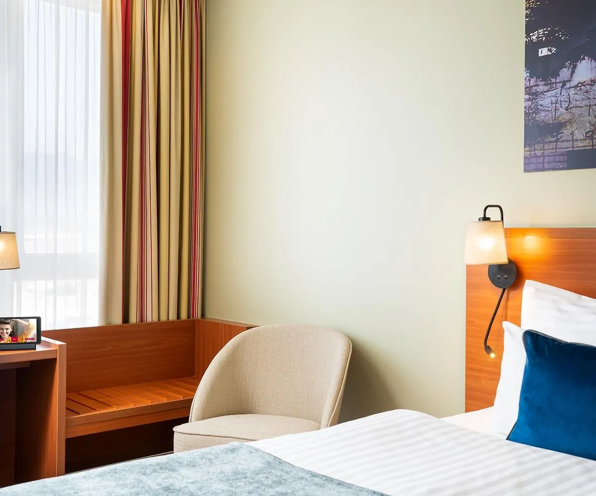 Leonardo Hotel Salzburg Airport Wals-Siezenheim